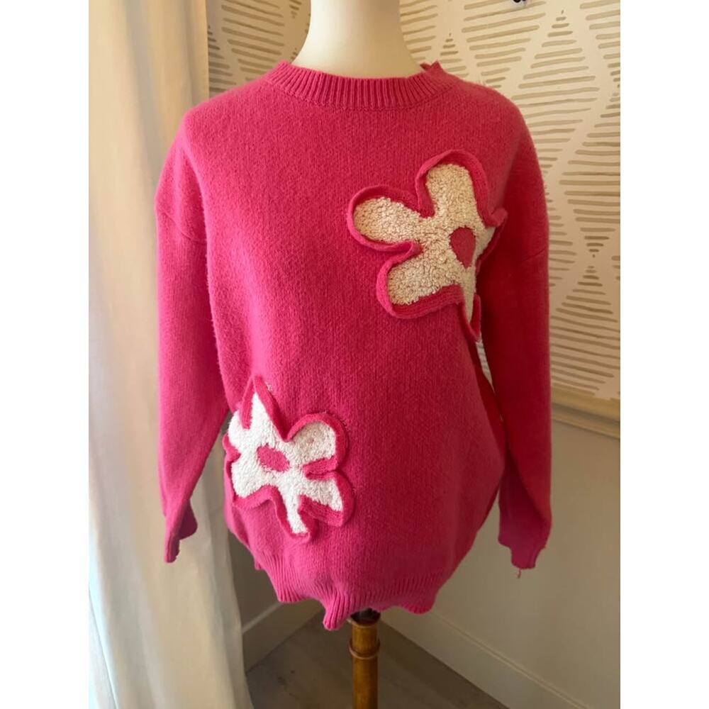 Boutique Women’s Small Hot Pink & White 3D Flower Sweater
